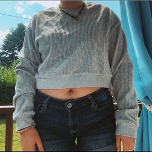 Grey comfy cropped sweater